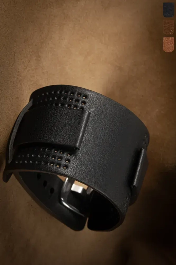 Wide leather strap with perforation in black SZ-13