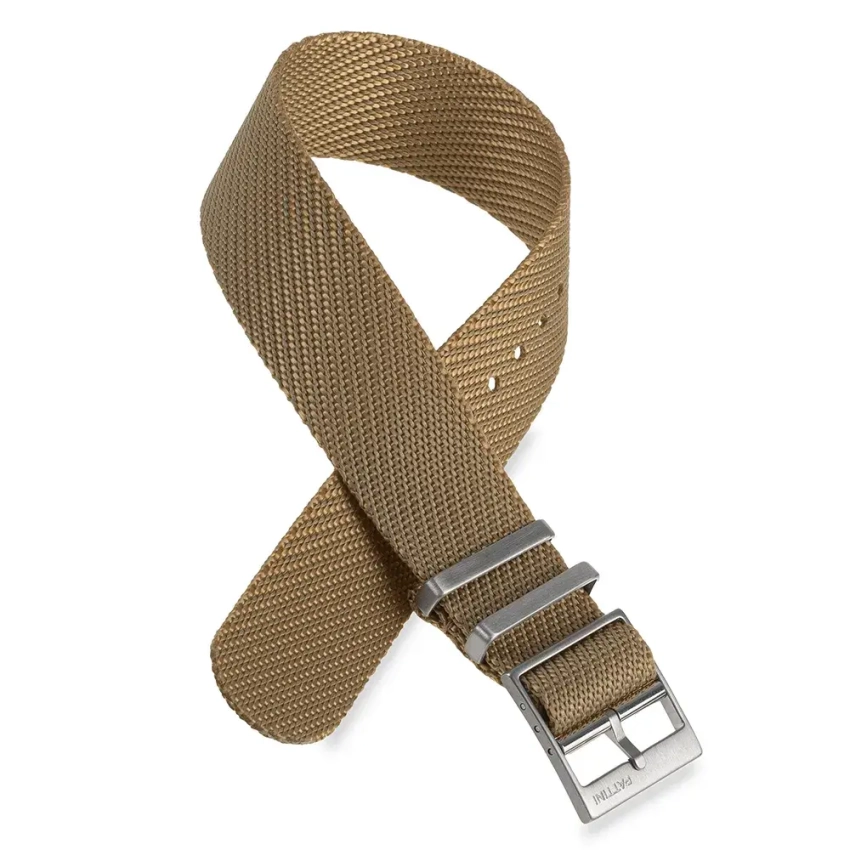 Nylonowy pasek nato beżowy ze srebrną klamrą
