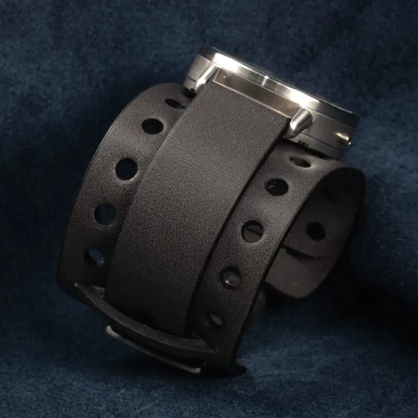 Leather wide watch strap mod.11 example (02)