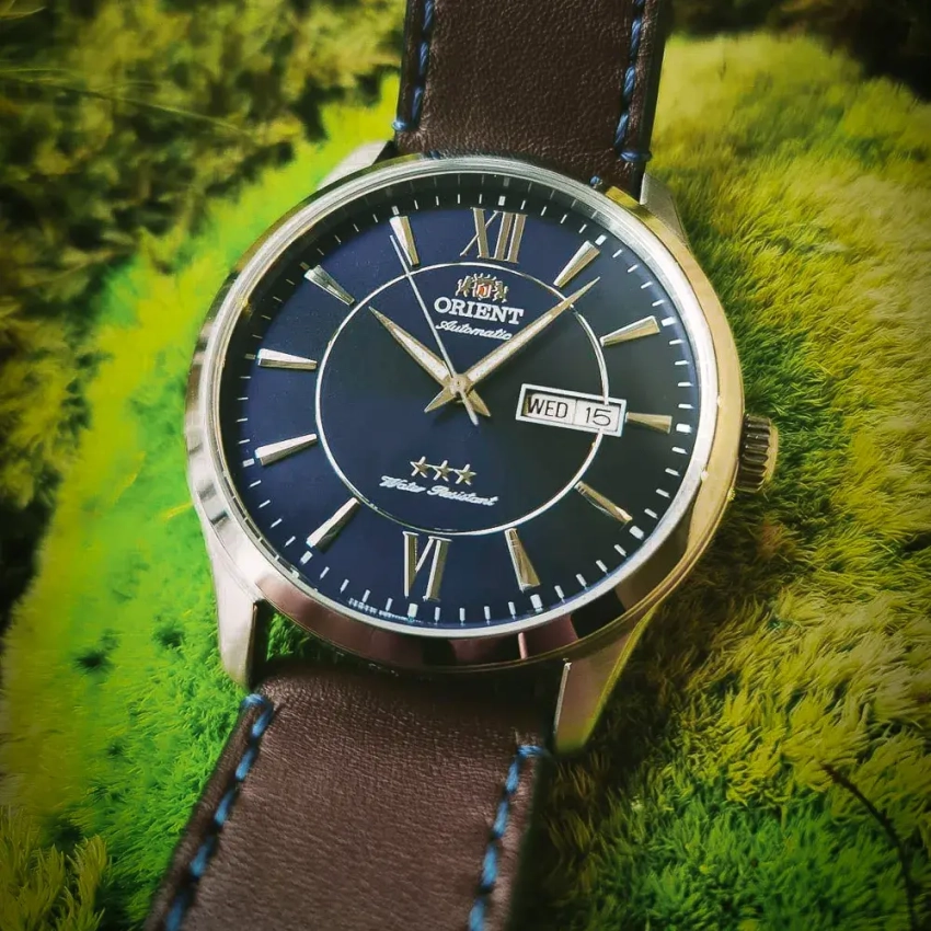 Czarny pasek i zegarek Orient FAB0B001D – klasyczne przeszycie