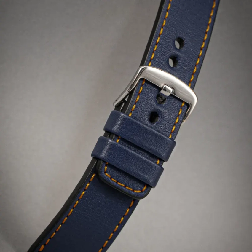 Granatowy pasek zegarkowy ze skóry z przeszyciem w kolorze pomarańczowym