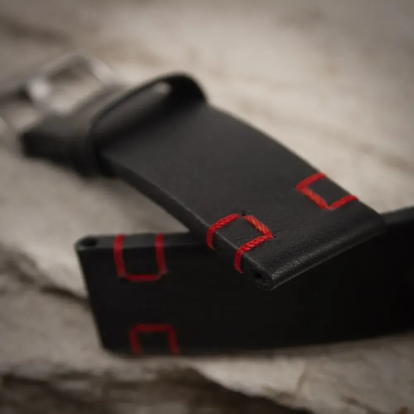 Leather watch strap mod.75 example (01)