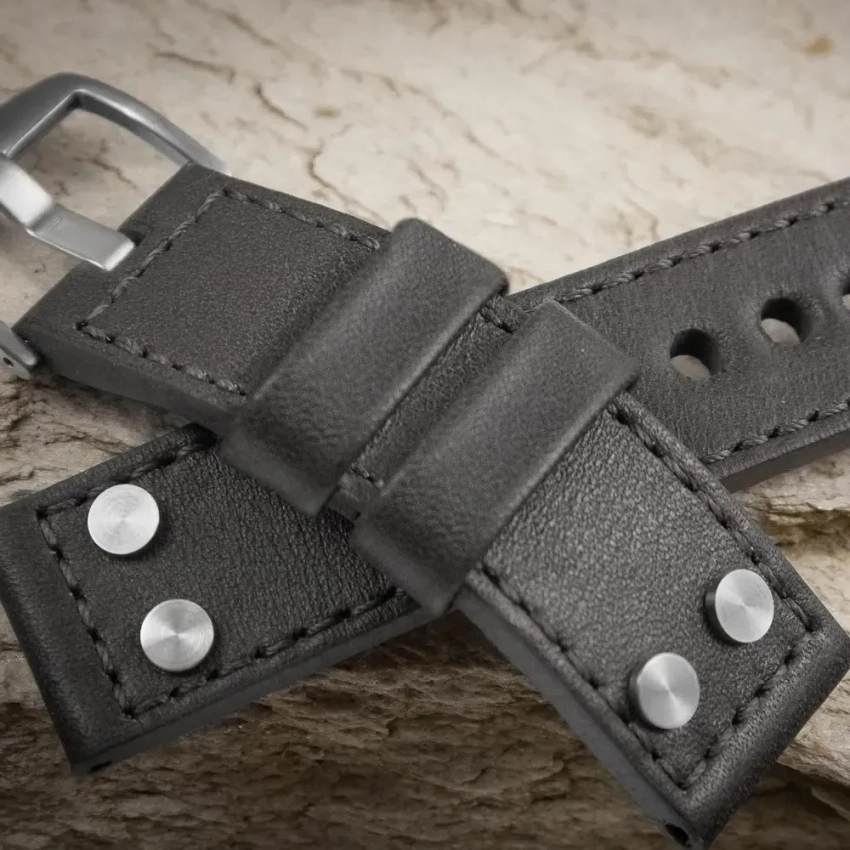 Leather watch strap mod.78 example (01)